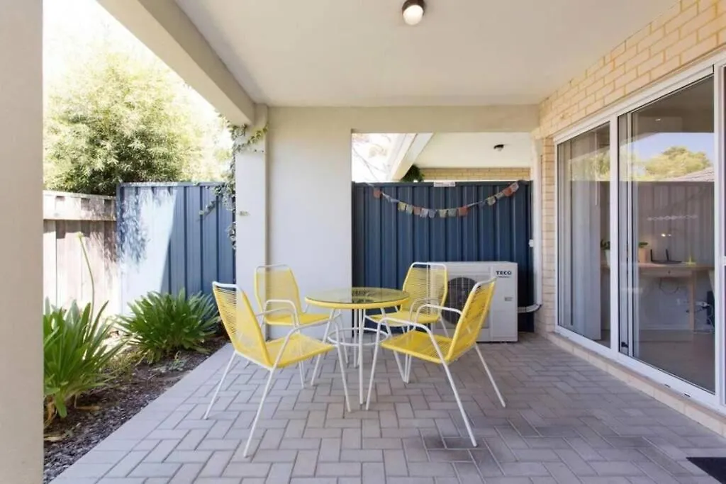 Convenient Airport Sunny Garden Wifi Netflix Wine Lejlighed Perth